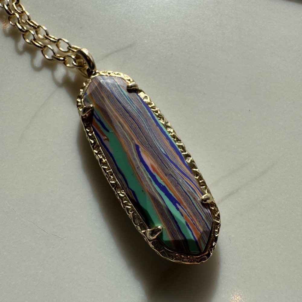 Kendra Scott Layla Necklace and earring SET - Picture 8 of 9